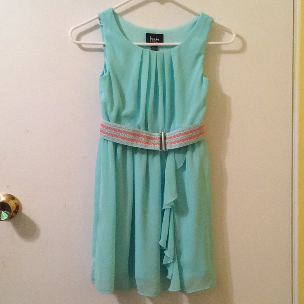 Girls dress with belt